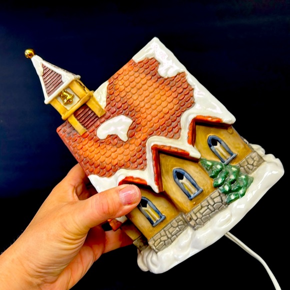 Vintage ceramic old world light up church by San Francisco Music Co - Picture 3 of 10